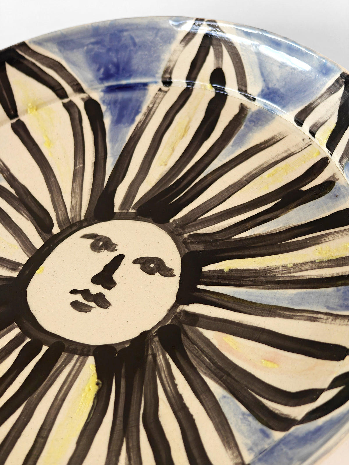 Assiette "Les visages fleurs" 07