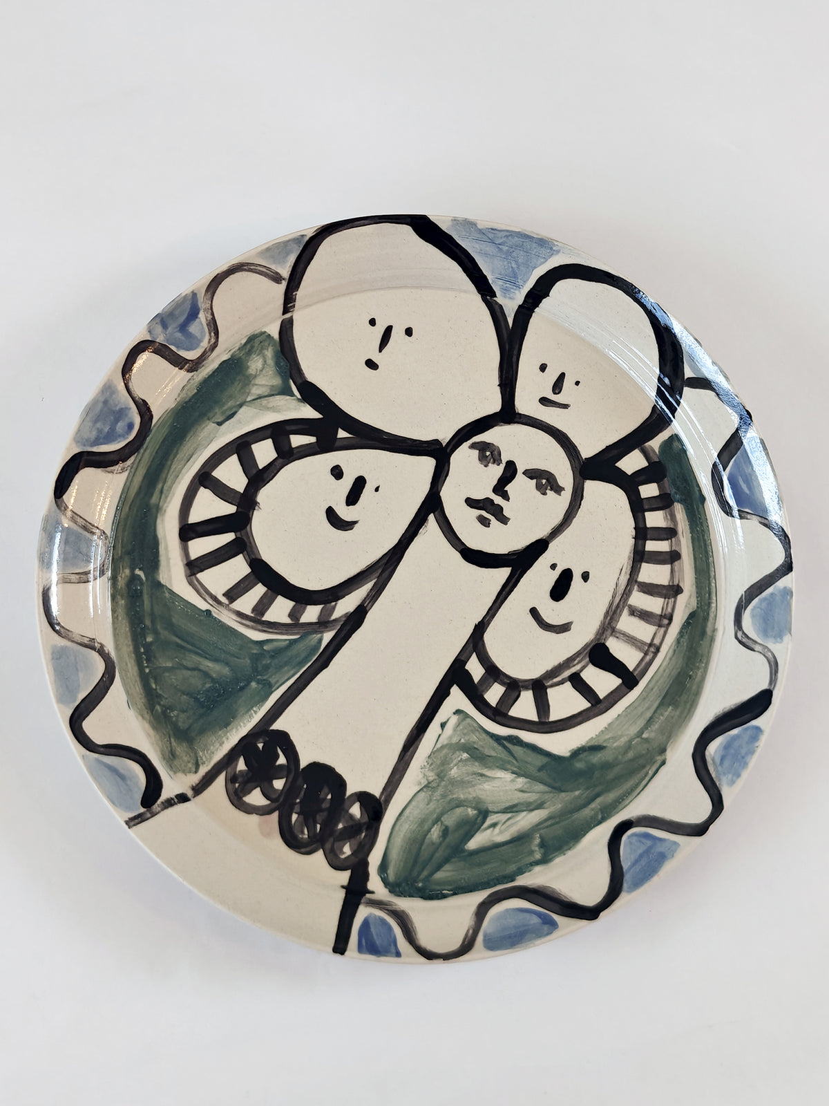 Assiette "Les visages fleurs" 09
